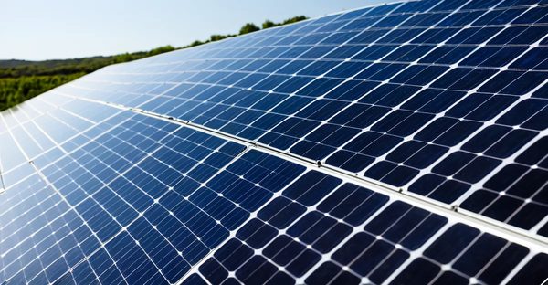 Panneau solaire photovoltaïque : économisez et protégez la planète